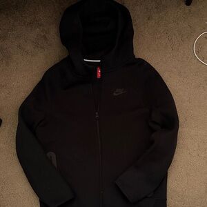 Nike Black Full-Zip Hoodie